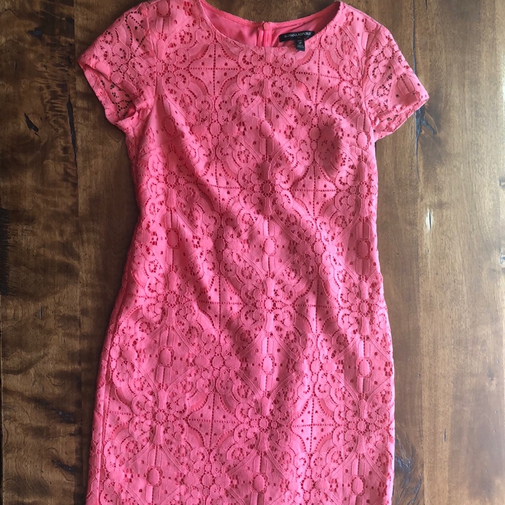 Coral Banana Republic dress with cap sleeves